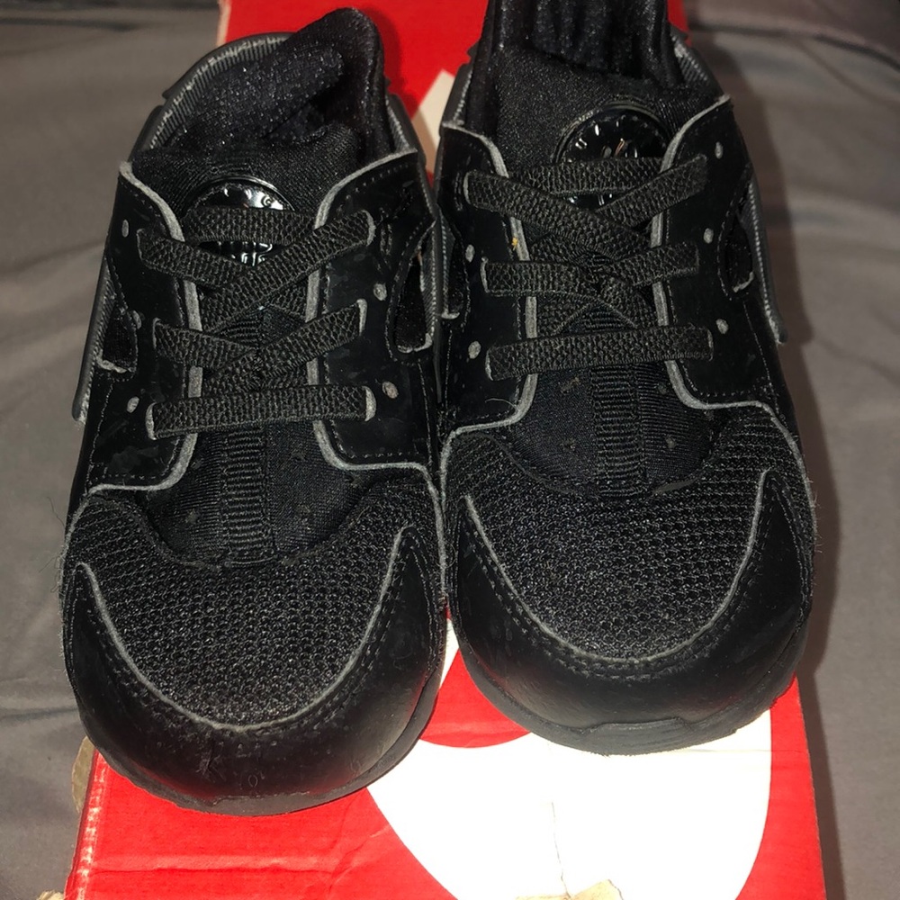 7c Nike Huaraches